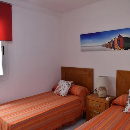 Exceptionnel Confortable Bord De Apartment